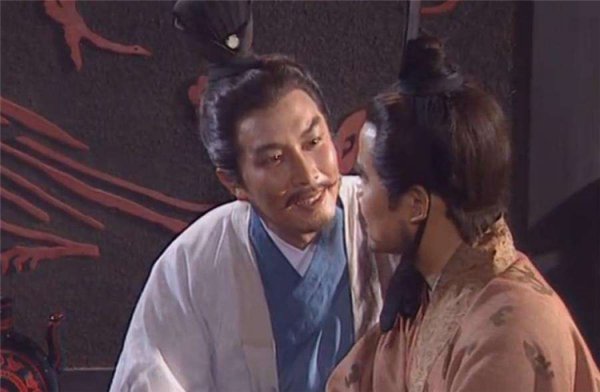 甘夫人和糜夫人谁是正妻