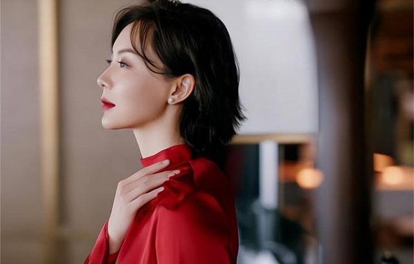 戴羽彤的老公是谁什么时候结婚的