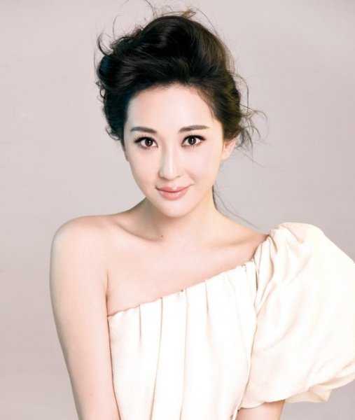 杜若溪个人资料介绍