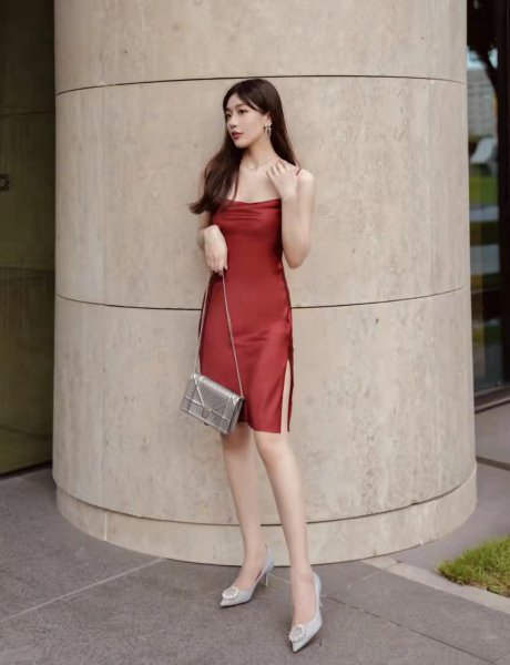 黑黄皮适合什么颜色的衣服