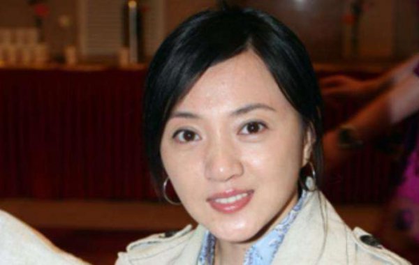 金玉婷的个人资料图片