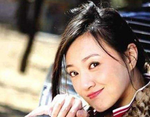 金玉婷的个人资料图片