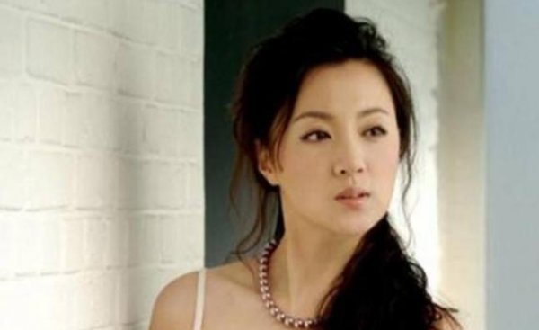 金玉婷的个人资料图片