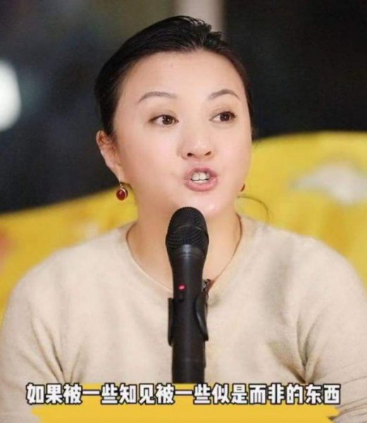 金玉婷的个人资料图片