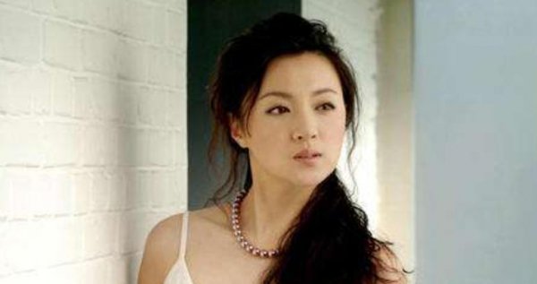 金玉婷的个人资料图片