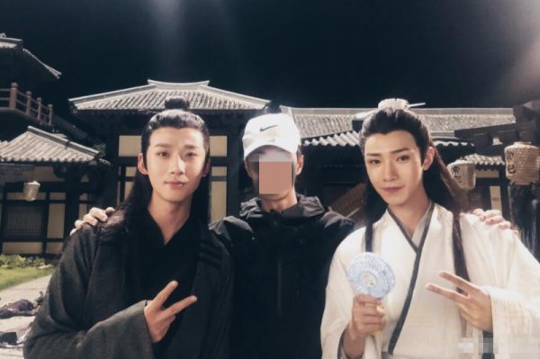 朱赞锦演的陈情令中的谁