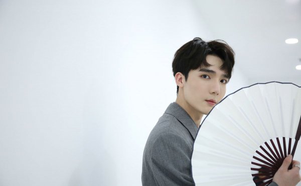 朱赞锦演的陈情令中的谁