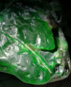 天然翡翠是怎样自然形成的 翡翠玉石形成过程大揭秘