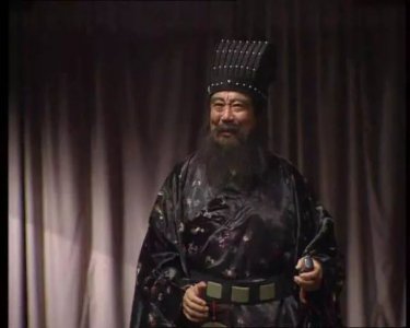 董卓简介及人生经历 历史人物董卓是个什么样的人物