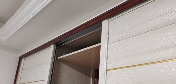 手指没有缝隙一定是双面镜吗