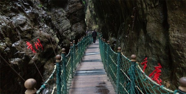 重庆旅游攻略导游推荐