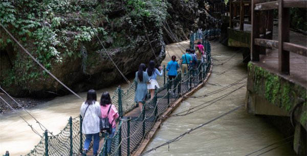 重庆旅游攻略导游推荐