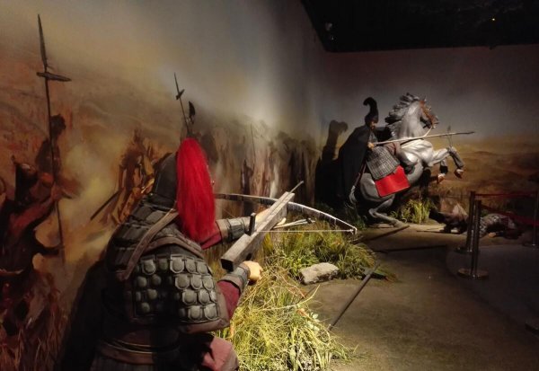 作壁上观的意思是什么