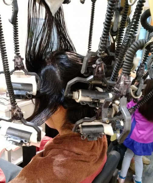 烫的头发一般可以维持多久不变