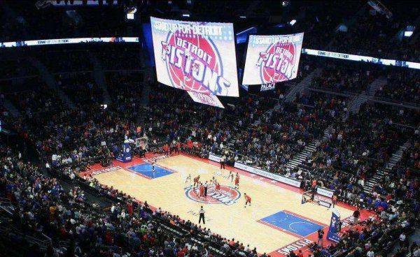 标准篮球场地尺寸图