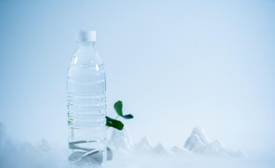 矿泉水打开后能放多久 打开了的矿泉水放多久就不能喝