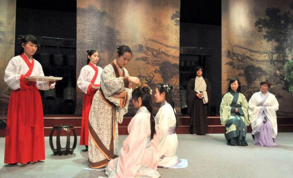 笄礼是古代女子多少岁时的仪式