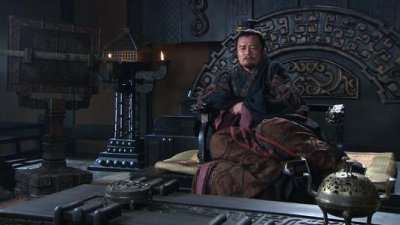 袁术称帝为什么败得那么快 三国袁术敢率先称帝却消亡快