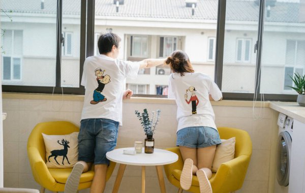 什么是暧昧的肢体语言