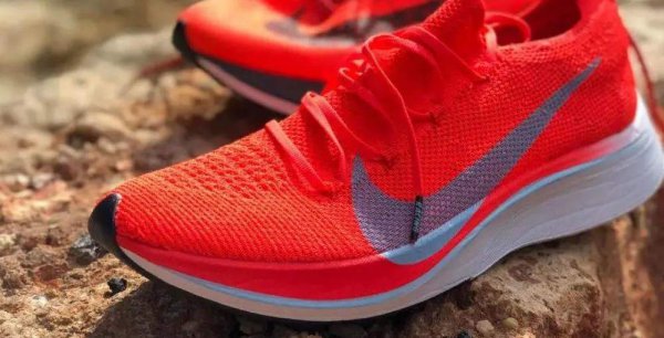 飞马是什么品牌的鞋子