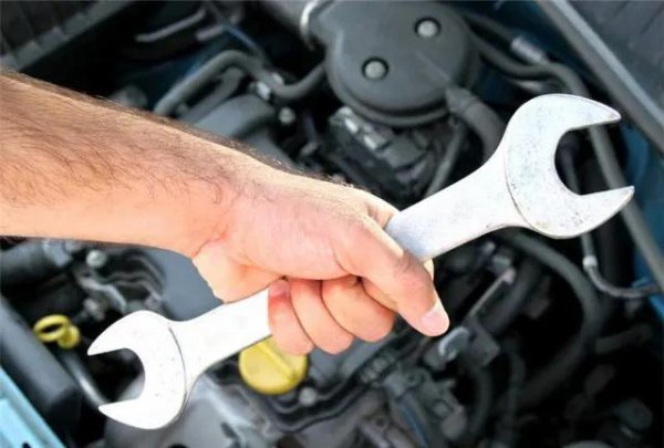 汽车过首保后要不要去4s店保养