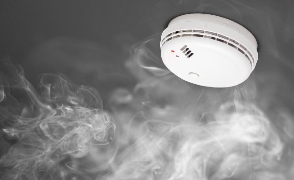 火警报警器一直响怎么关掉