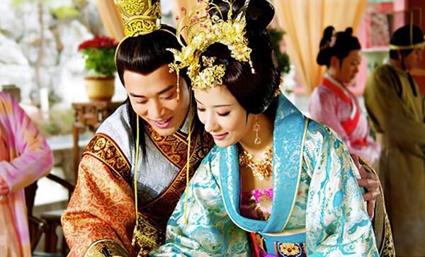 明宪宗与万贵妃野史