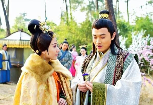 明宪宗与万贵妃野史