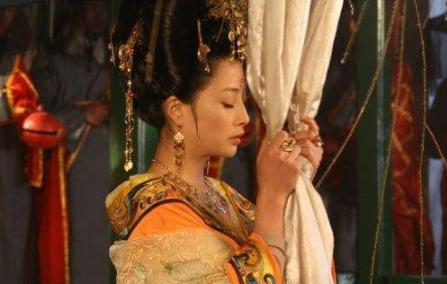 李白写杨贵妃的三首诗