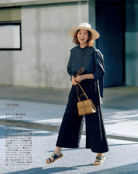 藏青色配什么颜色好看