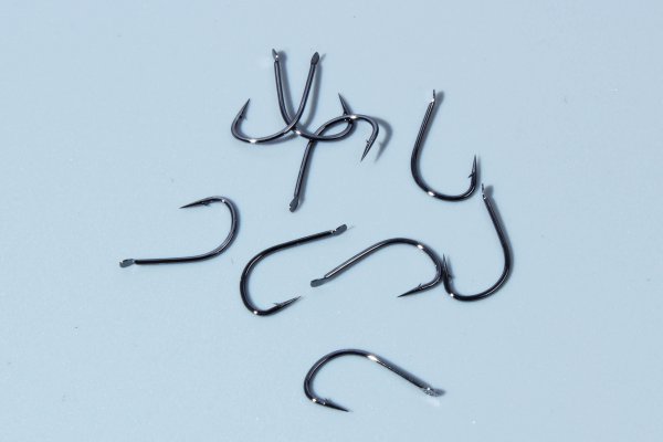 钓小鱼用什么钩比较好