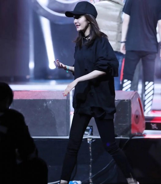 环球鞋子是牌子吗