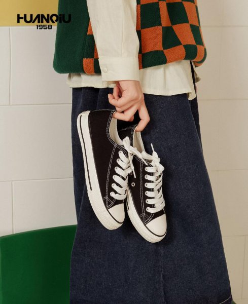 环球鞋子是牌子吗