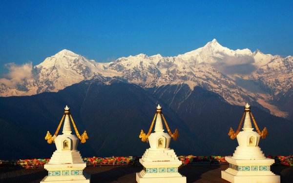 德钦县属于哪个省哪个市