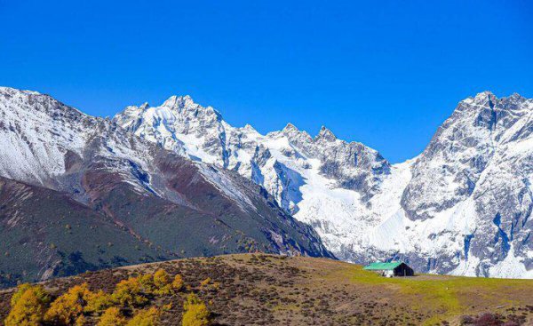 德钦县属于哪个省哪个市