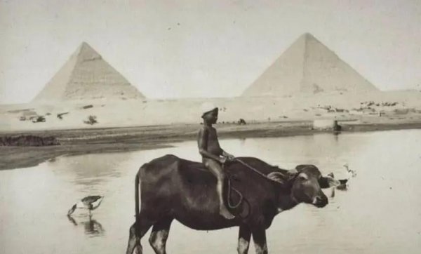 金字塔的来历及传说