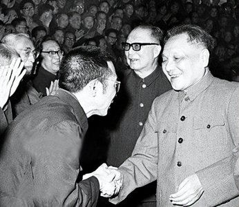 中国取消高考是哪一年 废除后哪一年正式恢复高考招生