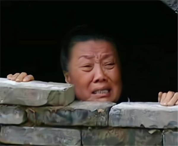 瓦罐坟老人为什么不跑