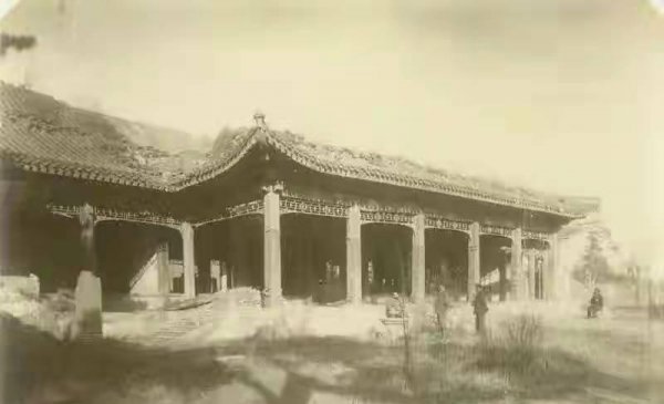 北京圆明园谁烧毁的