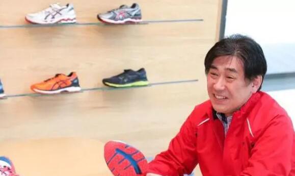 亚瑟士运动鞋是哪个国家的品牌