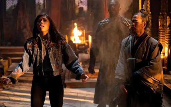 绯红女巫的能力有多强