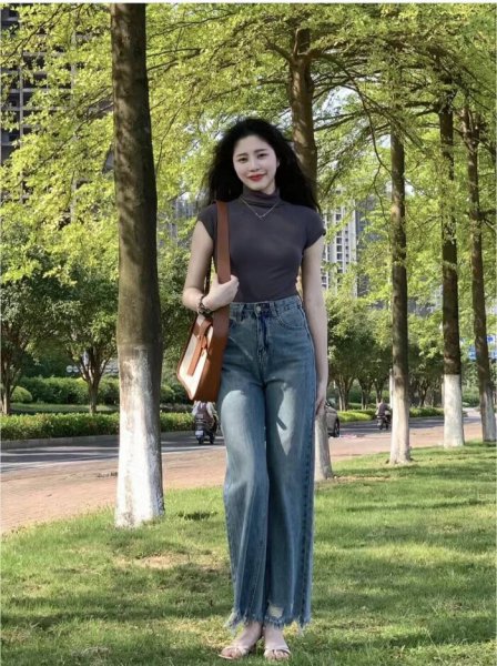 微胖女生适合什么风格的衣服显瘦