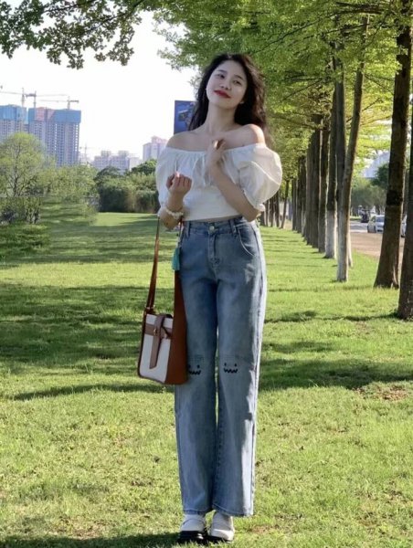 微胖女生适合什么风格的衣服显瘦