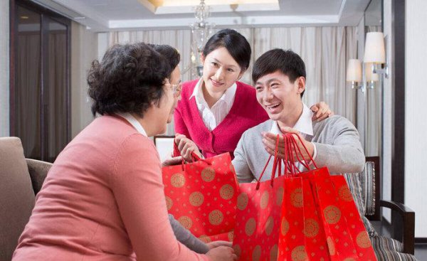 探望病人买三样东西