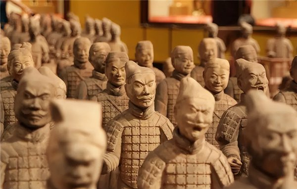 兵马俑是活人做的吗