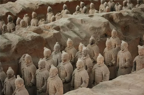 兵马俑是活人做的吗