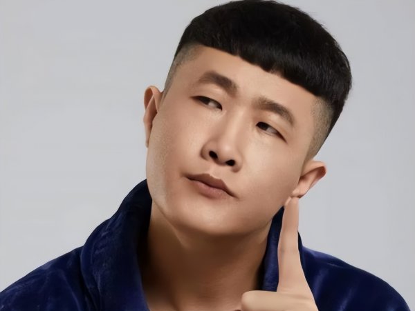 农村张二嫂是做什么的