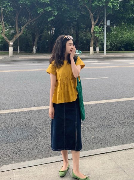 肤色黑穿什么颜色衣服好看