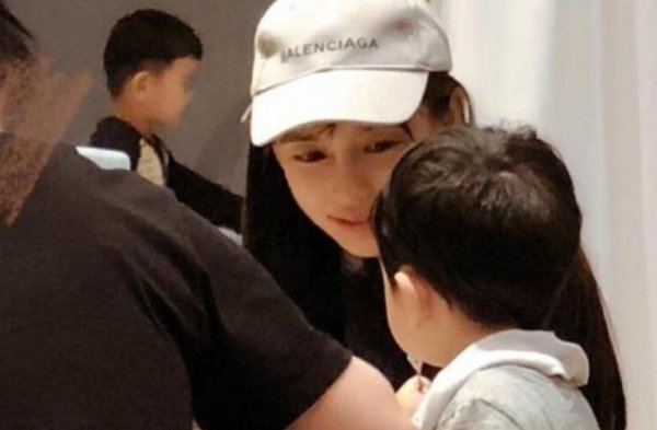 黄晓明和杨颖的宝宝叫什么