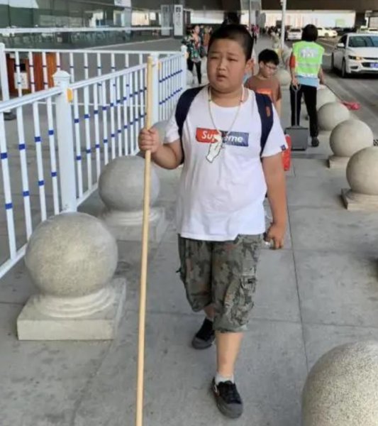 杜华儿子为什么参加变形记